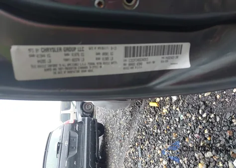 2013 Dodge Dart Limited z USA, uszkodzony, nr VIN 1C3CDFCA9DD342915